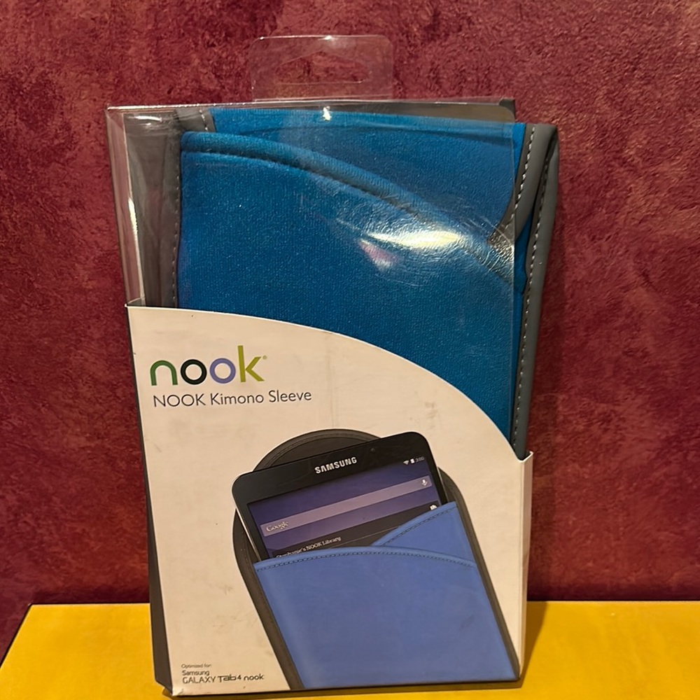 Nook Blue Kimono Sleeve new in box for Samsung Galaxy tab4 nook
